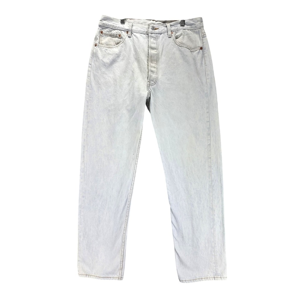 Vintage Levis 501 Jeans Mens Blue Light Wash Button Fly‎ Made USA 90s Fits 32x30
